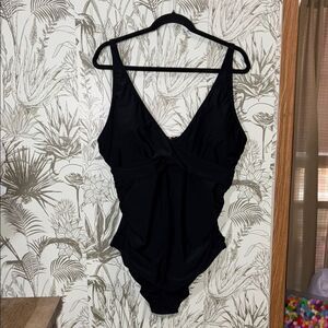 Boutique New XXL Stylish Black One Piece Swimsuit